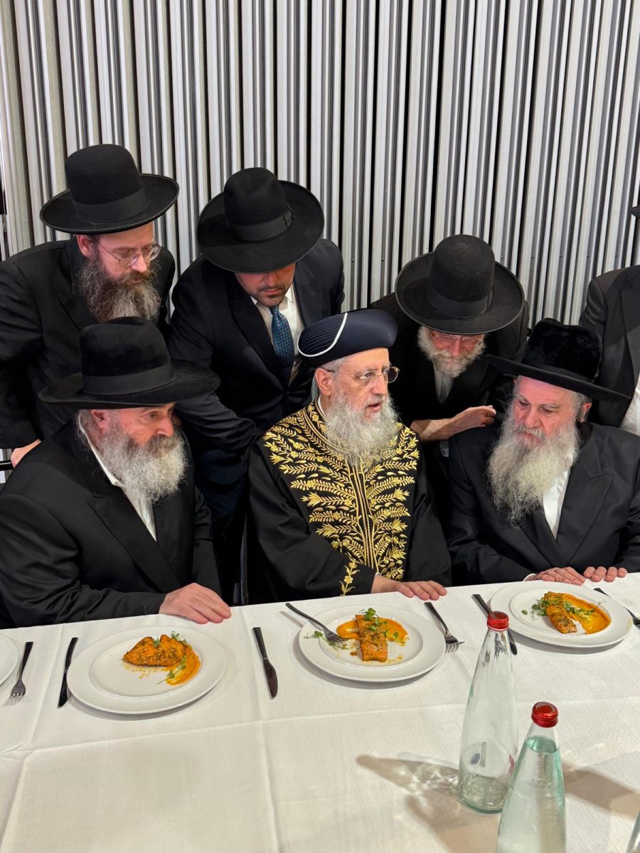 הגרד יוסף בחתונת האדמור רבי יקותיאל אבוחצירא. המצלם