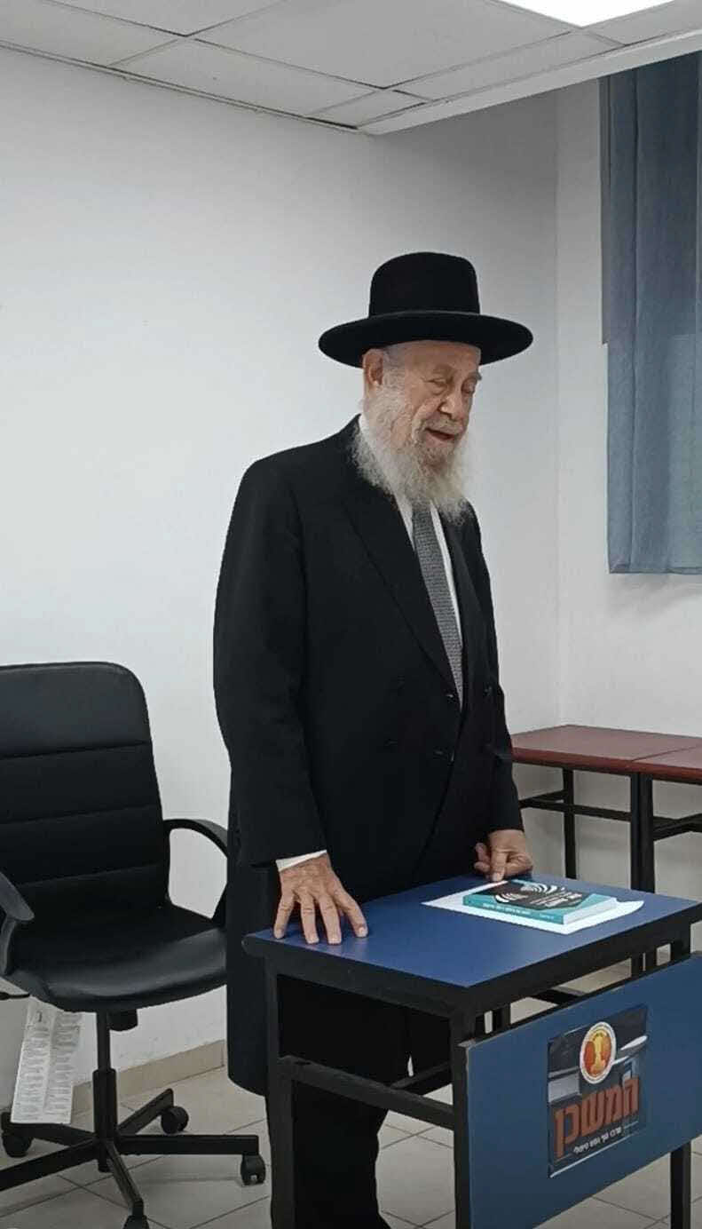 הרב שיינין בחנוכת &#39;המשכן&#39;