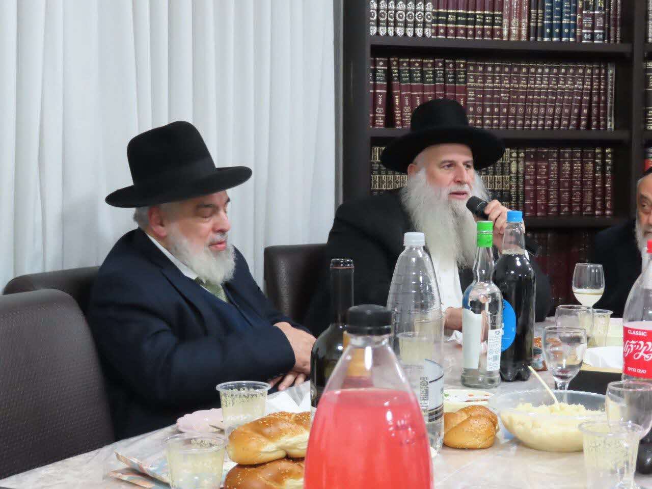 הרב מאיר אבוחצירא בהילולא. מ' מיכאלי