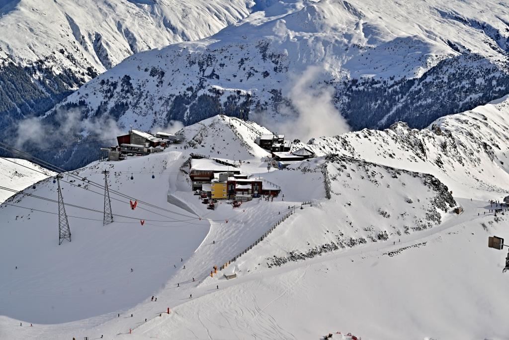 שלג בדאבוס. יהושע פרוכטר