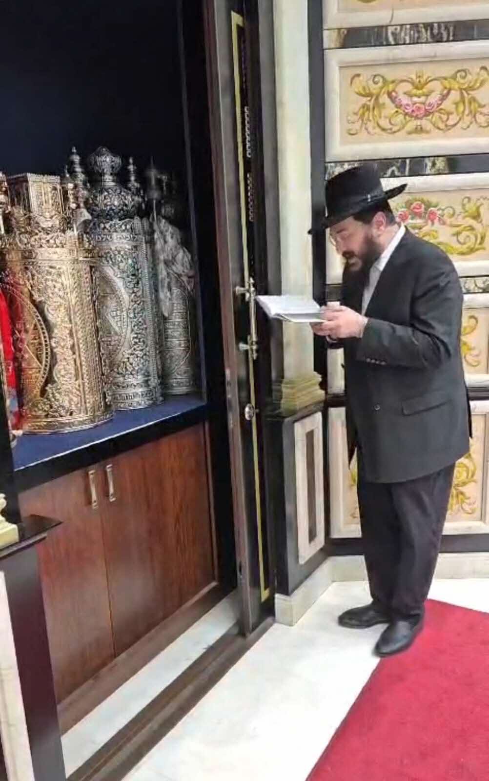 רבי שמואל טולידאנו בהילולת הבאבא סאלי. מ' מיכאלי