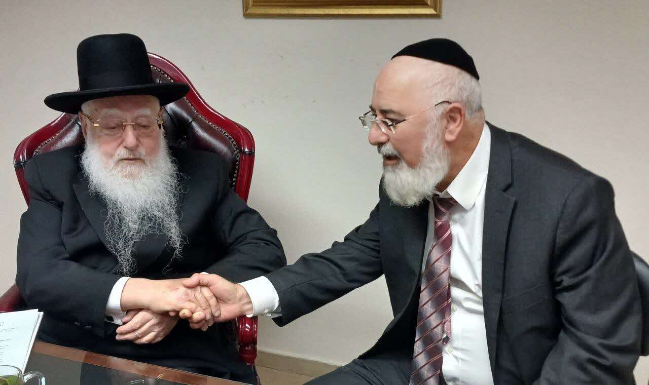 הרב פינטו עם הרב דהן. מ' מיכאלי