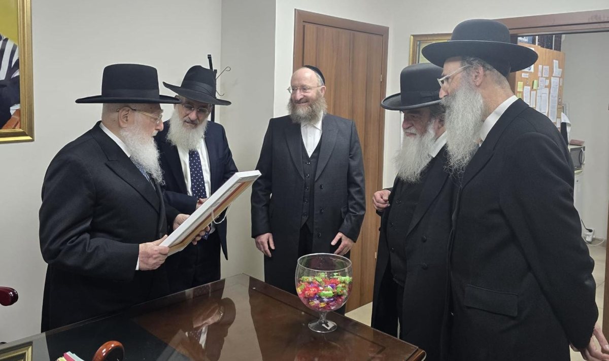 הערכה להרב פופנדר. מ מיכאלי