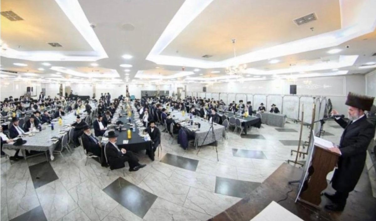 בנאומו באיגוד ראשי הכוללים. צילום: א. אייזנבאך