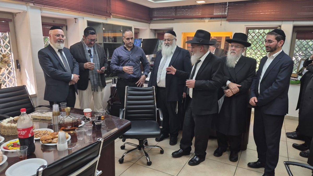 יום הולדת ליור המועהד. א' מיכאלי