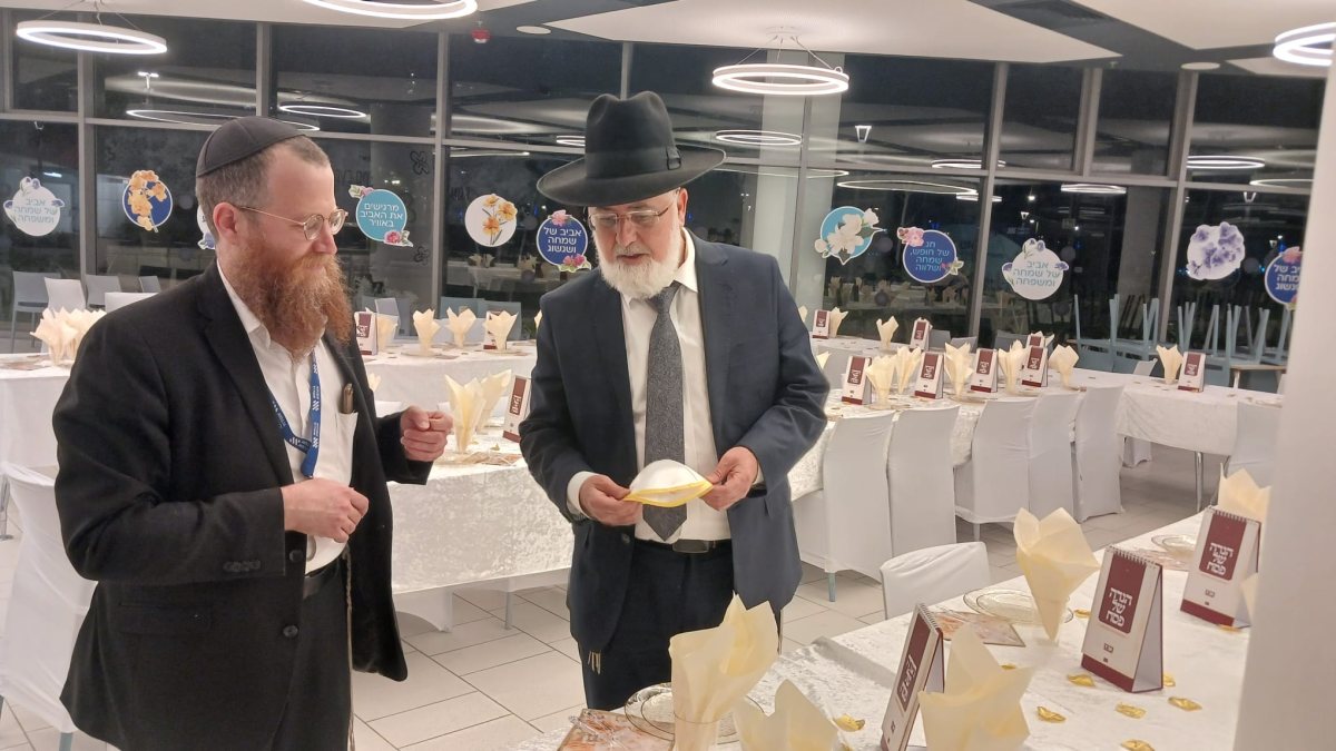 הרב דהן עם הרב גודמן. ' א מיכאלי