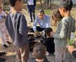 חוגגים ט״ו בשבט במערכת החינוך בגדרה: חינוך, טבע ושורשים קהילתיים