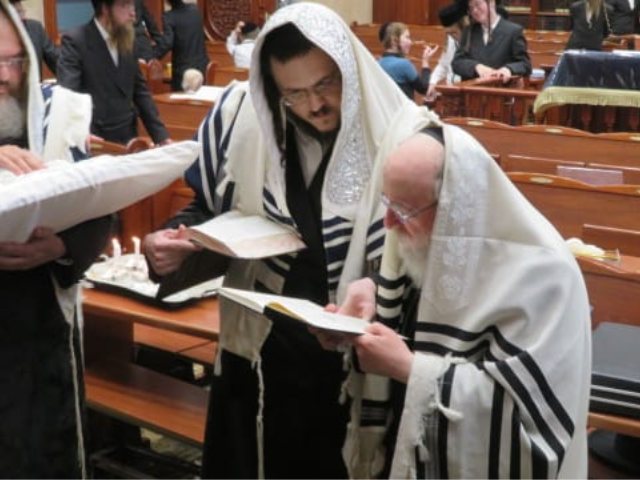 באדיבות המצלם