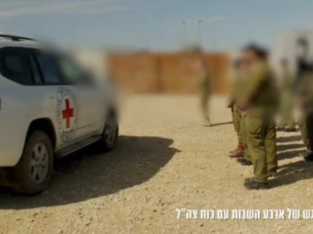 רגעי המפגש עם כוחות צה"ל
