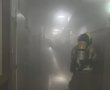 לוחמי האש נלחמו בשריפה בבניין מגורים באשדוד (וידאו)