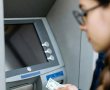 משיכה כפולה בכספומטים! המשטרה חשפה חשד לגניבת מאות אלפי שקלים בכרטיסי אשראי במרכז 