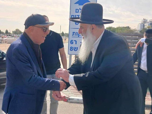 סניה ורבי מאיר אבוחצירא. א' מיכאלי