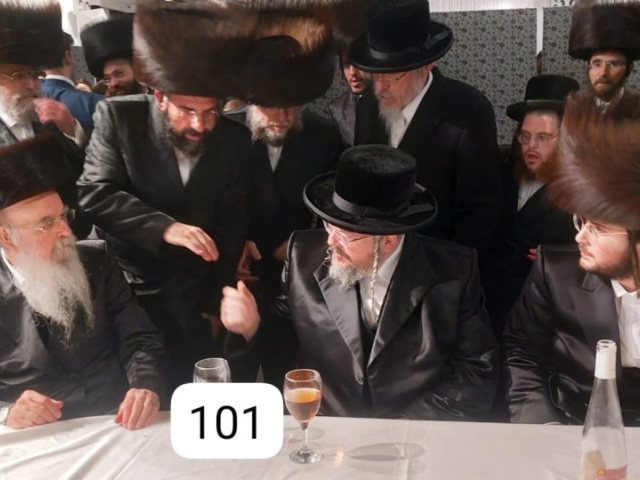 צדיקים ישמחו ויעלצו. תמונה לפי חוק 27 א