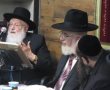 הרב זעק על ציון אביו: "המצב קשה, חייבים להתעורר!"