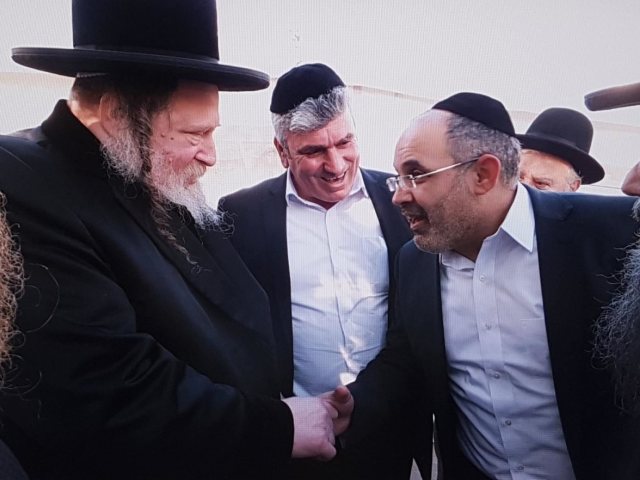 מור יוסף עם האדמו"ר מפיטסבורג זצ"ל. צילום: מ' מיכאלי