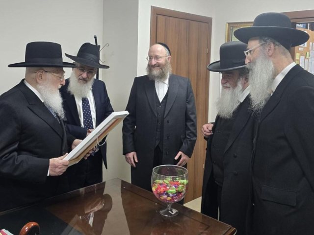 הערכה להרב פופנדר. מ מיכאלי