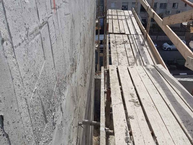 פיגום לקוי באתר בניה באשדוד. צילום: מינהל הבטיחות במשרד העבודה