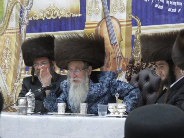 שמחת בית מעליץ. א' מיכאלי
