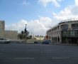 אחרי 20 שנות שממון: מלון "פנינת דן" מול שער יפו ייהרס