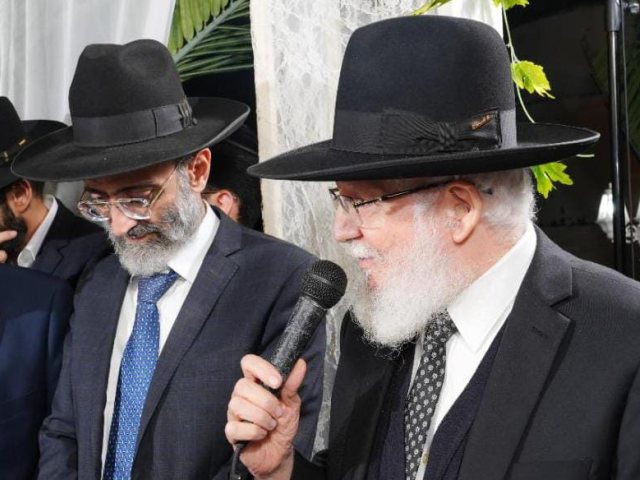החתן עם סבו הגרמ מאזוז. א' מיכאלי