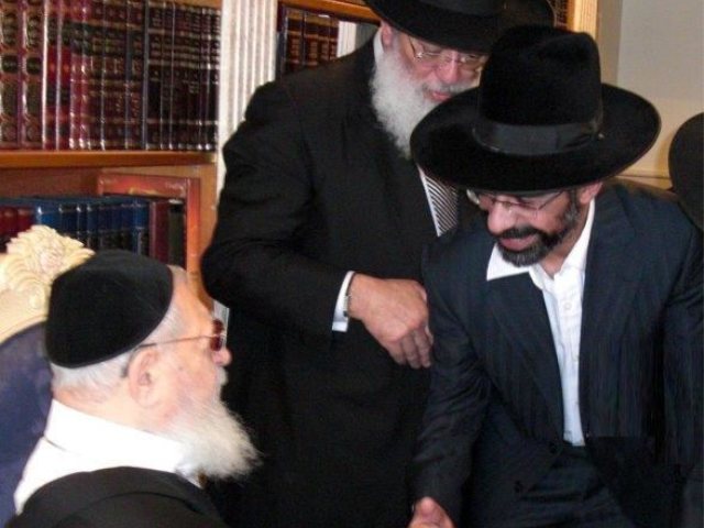 הרב אברהמי אצל הגרע יוסף. א' מיכאלי
