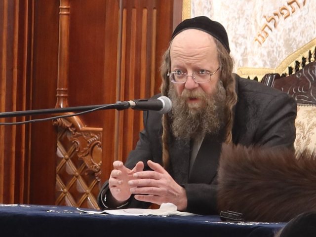 פסח ביאלא פשיסחא. מוסדות ביאלא פשיסחא