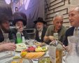ראש העיר בשמחת נישואי נכדת הרב וובר. המצלם