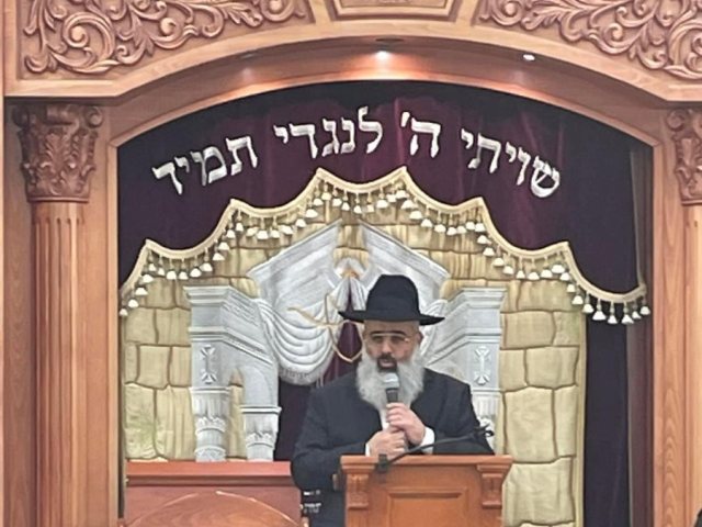 הרב אילן גוזל ביום העצמאות. א' מיכאלי