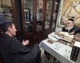 יו"ר וועדת החו"ב במעונו של רבי יקותיאל אבוחצירא