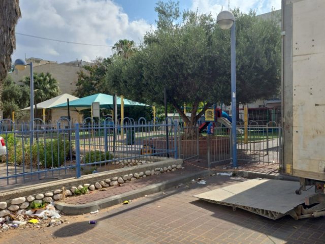 באדיבות המצלם