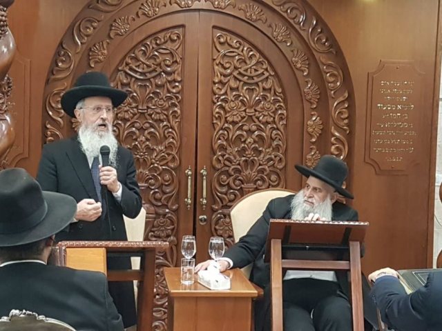 זיכוי הרבים. הרב אברהם יוסף בכולל של רבי מאיר אבוחצירא. מ' מיכאלי