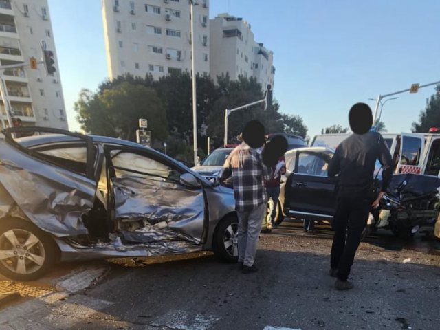 זירת התאונה. מד"א לכיש