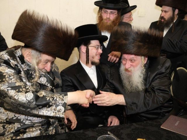 שמחת בית צדיקים טשארנאביל טמשוואר. שוקי לרר
