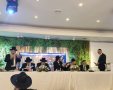 רב השכונות הרב קלמנוביץ בכנס רשמי נישואין. א' מיכאלי