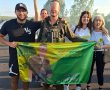 מסע הכומתה של הסבתא הגאה... שרה שלף צעדה 35 ק"מ עם נכדה יונתן וחבריו בסיירת גולני !
