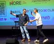 מרתון סטנדאפ בקפלן: האולם מלא, הכרטיסים אזלו והלבבות נפתחו