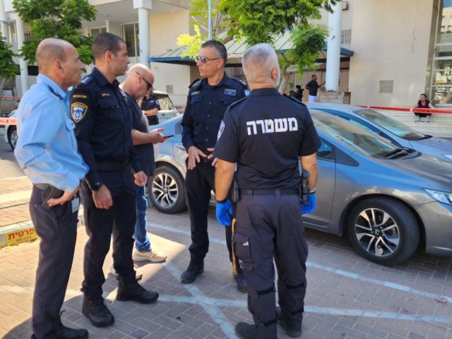 מפקד משטרת אשדוד, אילן שושן, בשטח