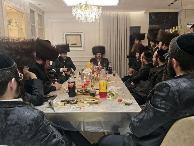 האדמו"ר מפיטסבורג בשיחת עידוד מיוחדת ללומדים. לערנען