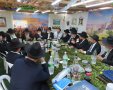 רבני הקהילות בסוכת יו"ר המועהד. א' מיכאלי