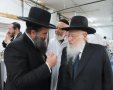 הרב בוגנים עם הרב הראשי. א' מיכאלי