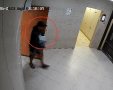 צילום: מתוך מצלמות האבטחה של בית הכנסת