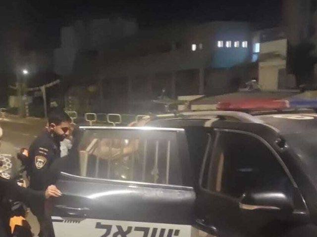הפורץ נמסר למשטרה. המצלם