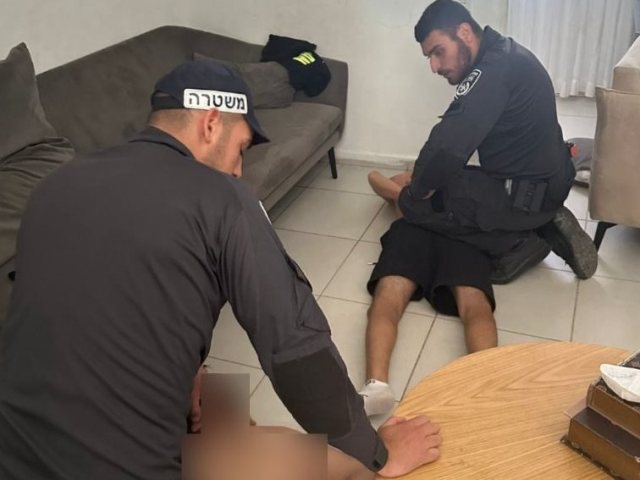 מעצרם של חברי הכנופיה (דוברות המשטרה)