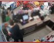 צפו בווידאו: ביקשה  "לחמם את כוס הקפה" ונדקרה ע"י עובד בחנות נוחות באמצעות בקבוק שבור