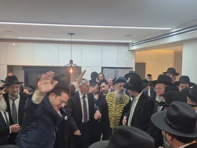 החגיגה בבית הרב