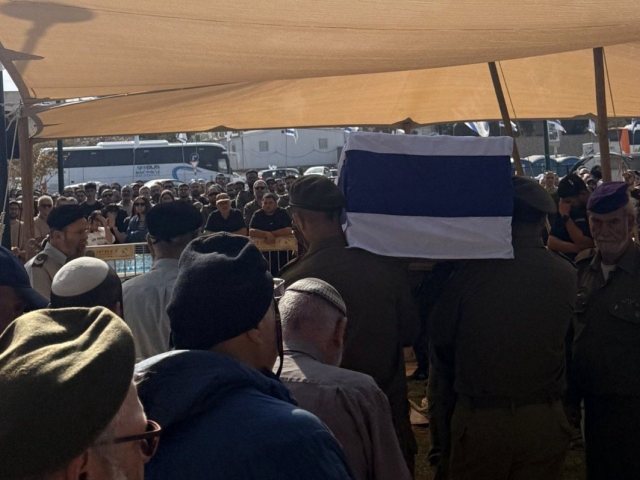 מסע ההלוויה. צילום: אשדוד נט