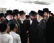 נציגי אשדוד התורנית מתברכים מהאדמו"ר מסערט ויזניץ. יוסי לוי