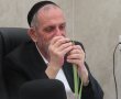 על אף חולשתו וכמנהג אביו: גאב"ד אשדוד בבדיקת ד' מינים