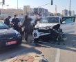 מכת תאונות בעיר: פצועים בצומת המסוכן; אמש נפצעו אב ובתו 