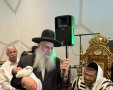 רבי מאיר אבוחצירא בברית לנכדו של רבי משה נגאטי. המצלם